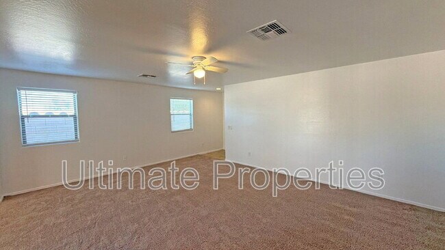 24934 W Dove Trail Buckeye, AZ 85326 photo 4