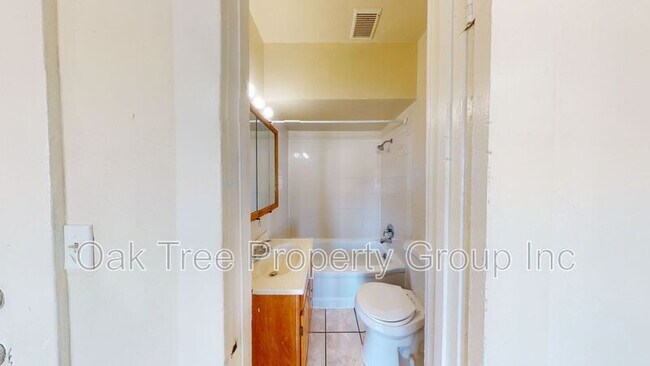 2605 High St, Oakland (Apartment) photo 3
