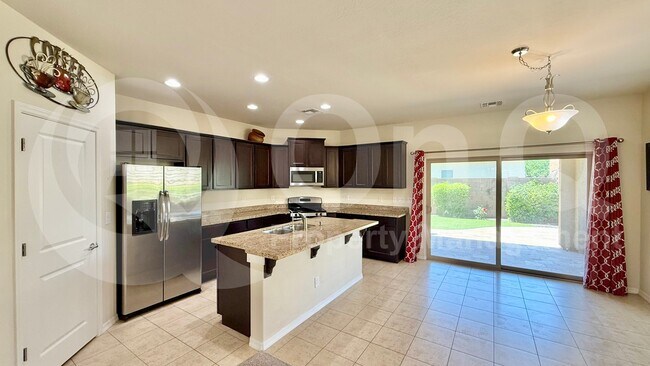 263 E Jade Dr Chandler, AZ 85286 photo 4