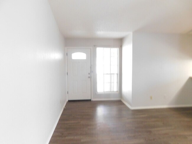 12003 Arrowwood Dr Austin, TX 78727 photo 5