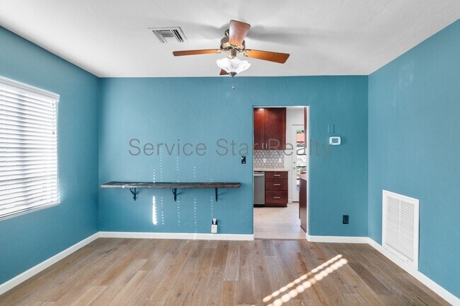 1234 E Hubbell St photo 4
