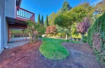 22447 15th Avenue South, Seattle, WA 98198 photo 3