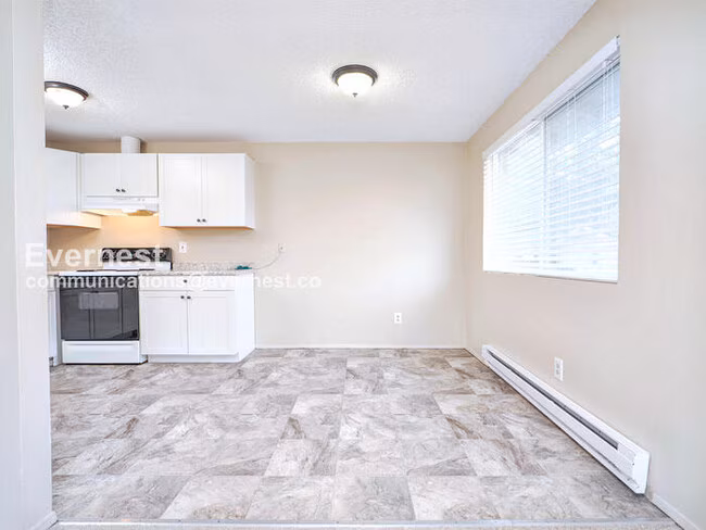 301 E 2nd St North Bend, WA 98045 photo 3
