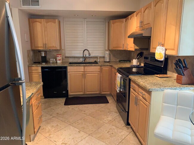 5132 N 31st Way Phoenix, AZ 85016 photo 5
