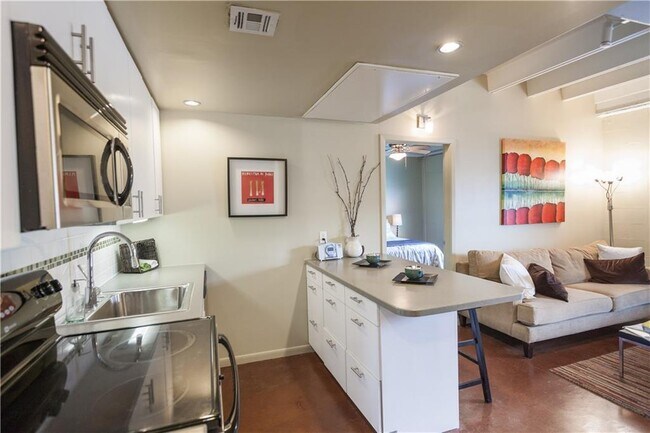Lone Star Lofts photo 5