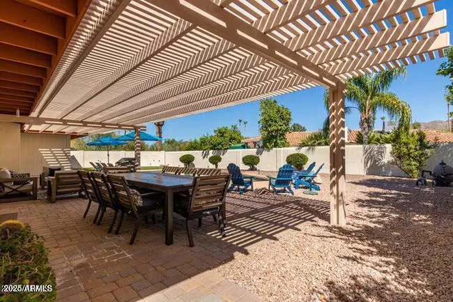 3357 E Hatcher Rd Phoenix, AZ 85028 photo 3