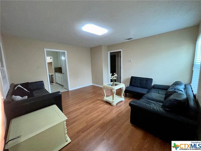 2905 Taft St Killeen, TX 76543 photo 4