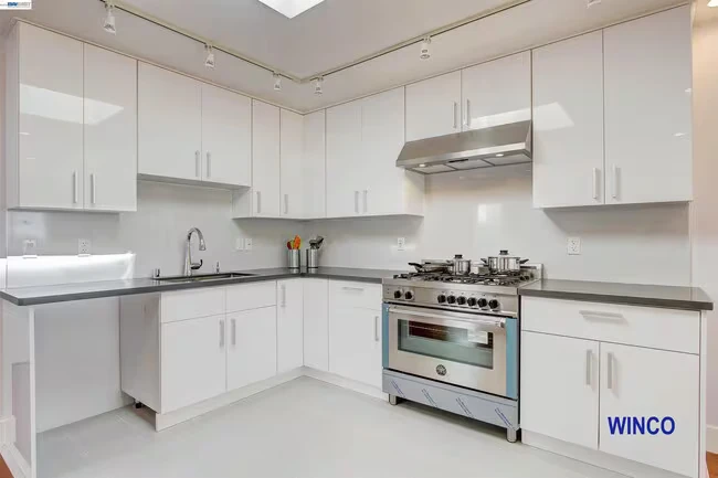 263 Ralston St San Francisco, CA 94132 photo 4