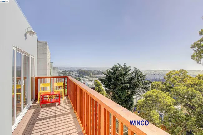 263 Ralston St San Francisco, CA 94132 photo 2