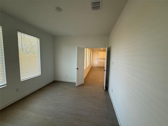 1808 Quaking Aspen Wy McKinney, TX 75071 photo 5