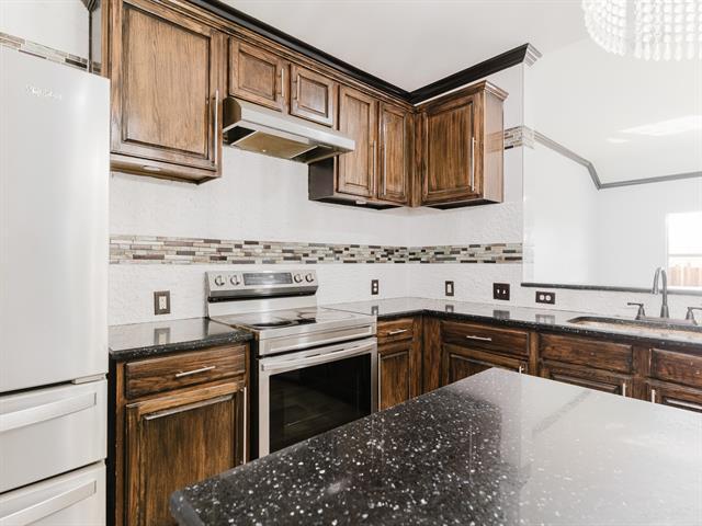 1733 Elm St Anna, TX 75409 photo 3