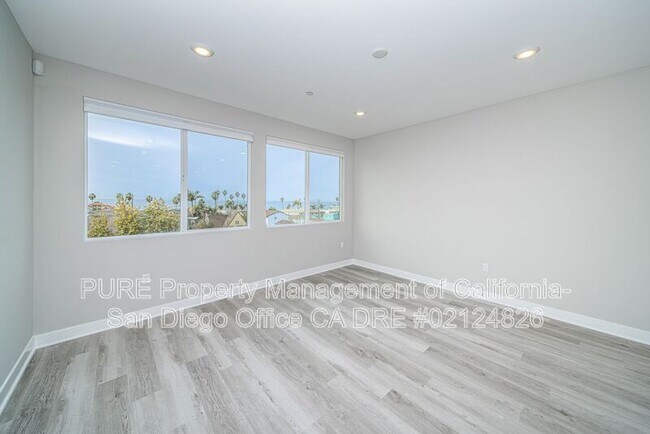 1105 S Cleveland St Oceanside, CA 92054 photo 5