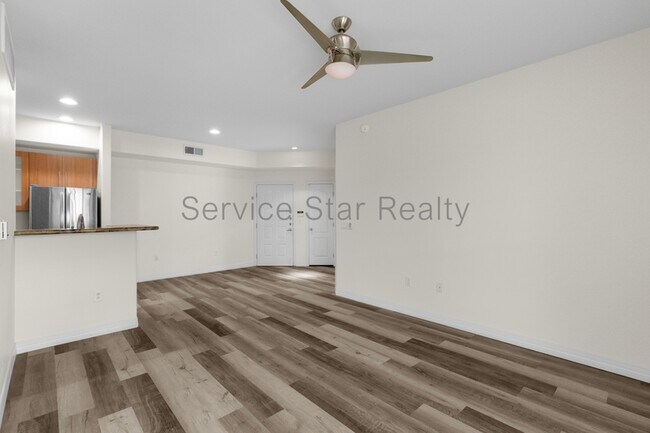 6900 E Princess Dr Phoenix, AZ 85054 photo 4