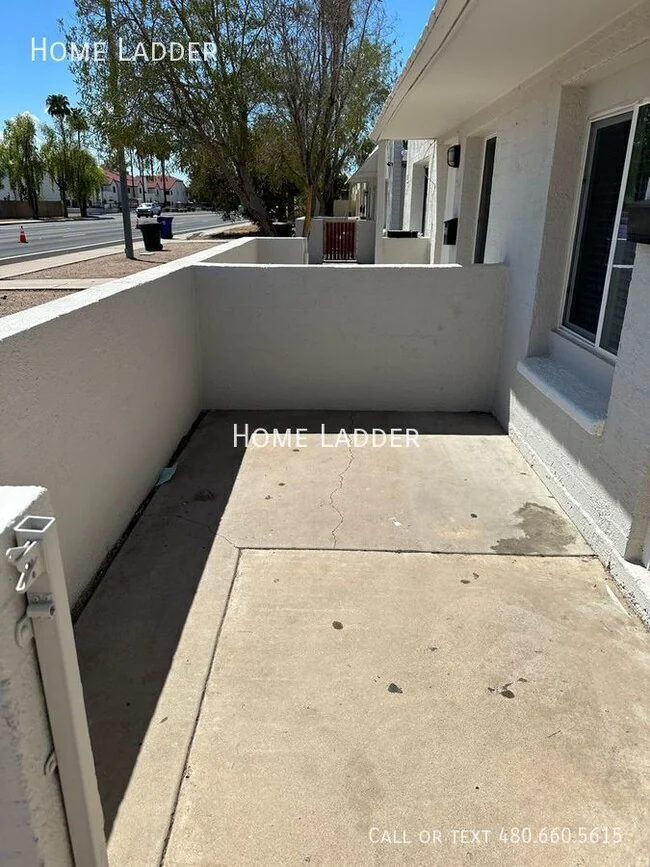 2262 E Broadway Rd Mesa, AZ 85204 photo 2