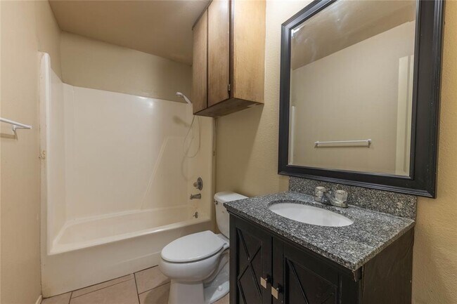 705 North Street, Weatherford, TX 76086 photo 4