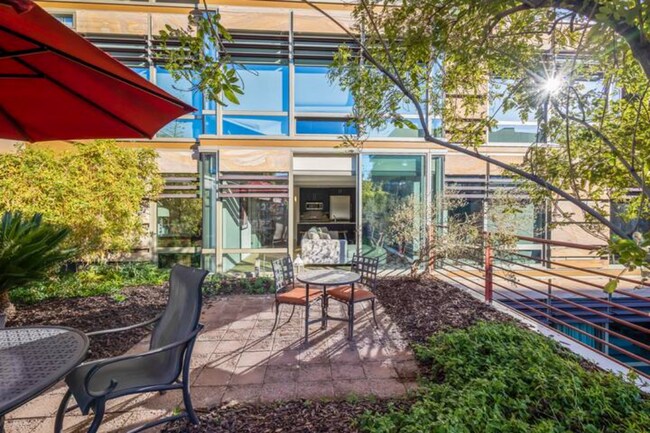 7151 E Rancho Vista Dr Scottsdale, AZ 85251 photo 5