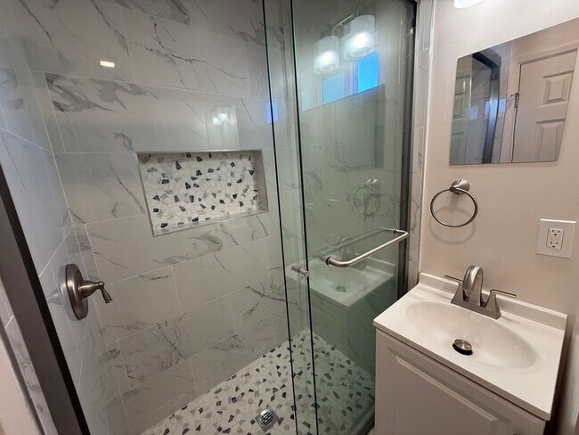 5104-5106 E Falls View Dr San Diego, CA 92115 photo 5