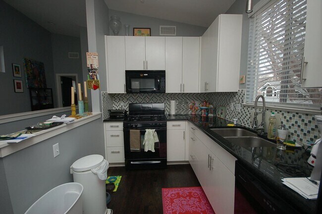 3801 Avenue G Austin, TX 78751 photo 4