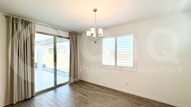 9010 W Georgia Ave Glendale, AZ 85305 photo 4