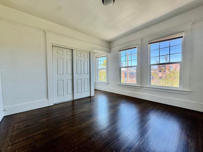 3629 West St Oakland, CA 94608 photo 3