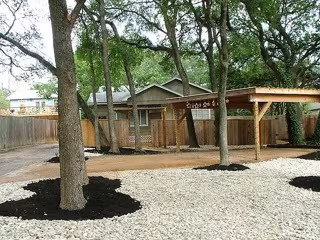 4521 Merle Dr Austin, TX 78745 photo 2