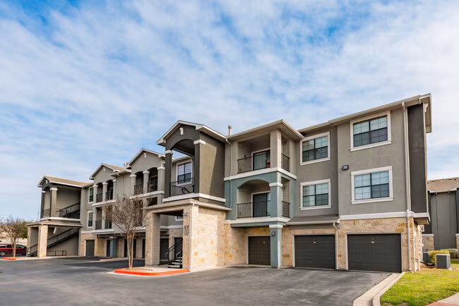 Cortland Southpark Terraces photo 5