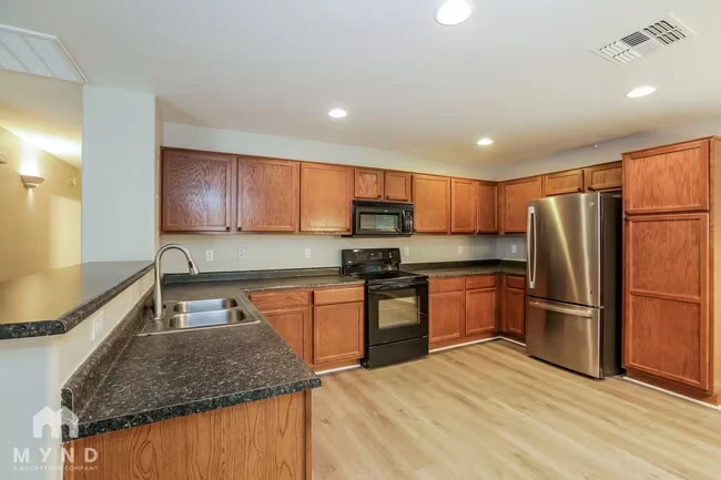 42365 Bunker Dr Maricopa, AZ 85138 photo 4