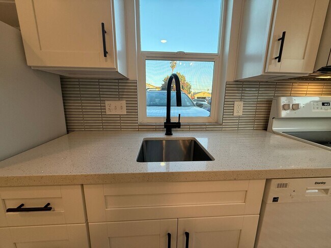 3658-3664 Marlborough Ave San Diego, CA 92105 photo 4