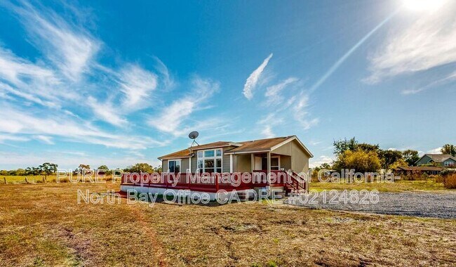 4657 Todd Rd Sebastopol, CA 95472 photo 2