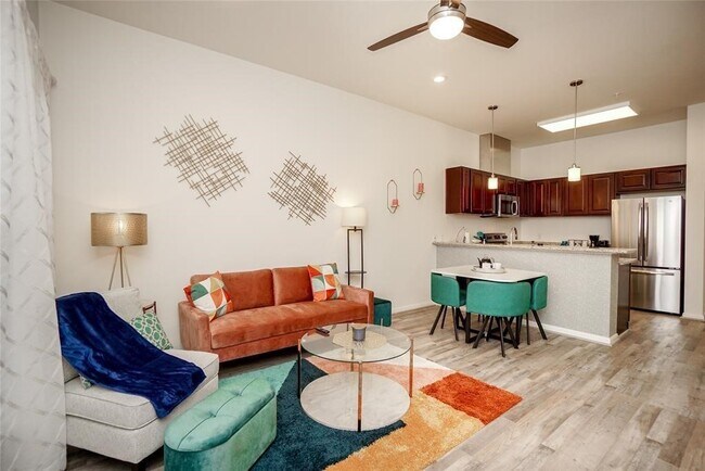 1207 Grand W Blvd Katy, TX 77449 photo 2