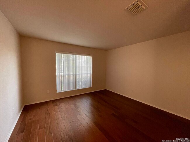 7450 Scordato Dr San Antonio, TX 78266 photo 2