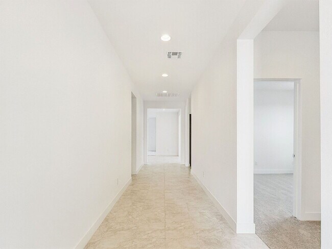 14772 W Soft Wind Dr Sun City West, AZ 85387 photo 5