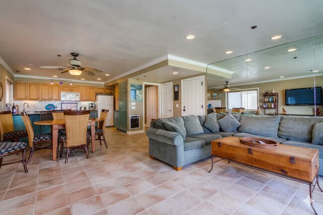 3696 Bayside Walk San Diego, CA 92109 photo 2