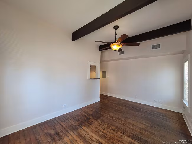 115 Vitra Pl San Antonio, TX 78210 photo 4