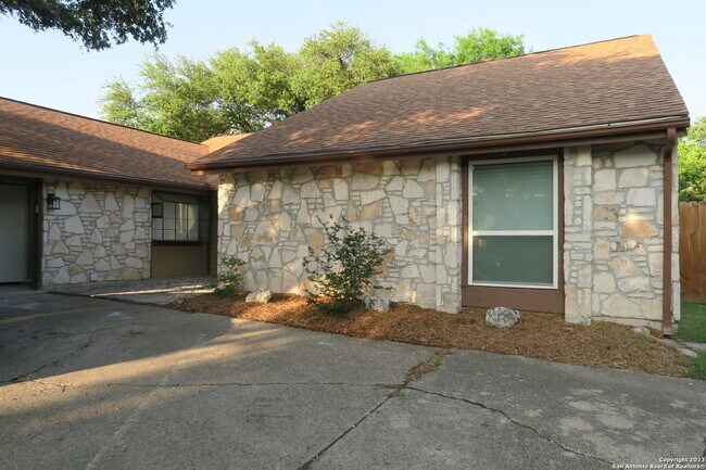 11810 Lady Palm Cove San Antonio, TX 78213 photo 2