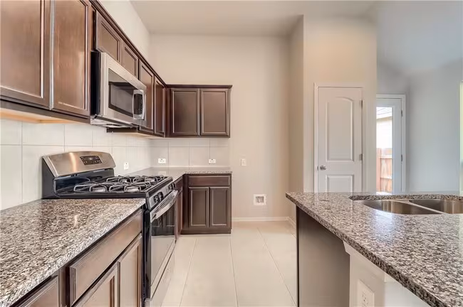 11408 Milano Dr Austin, TX 78747 photo 4