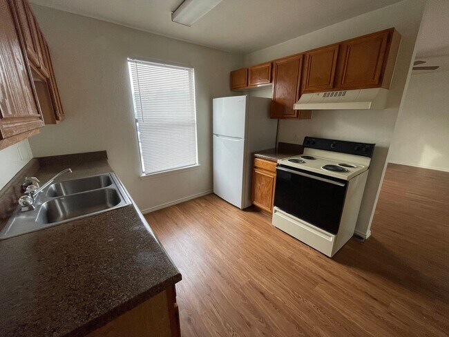 1906 Windward Dr Killeen, TX 76543 photo 5