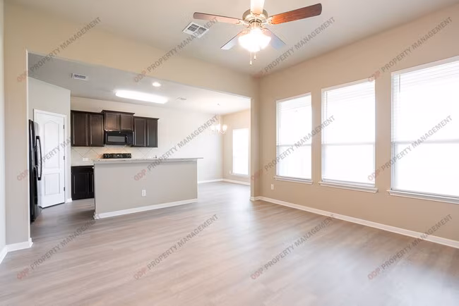 7213 Lee Hall Loop Temple, TX 76502 photo 5