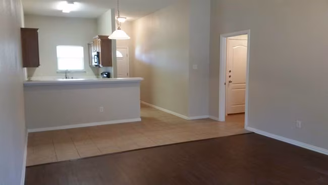 Longhorn Cove Townhomes photo 3