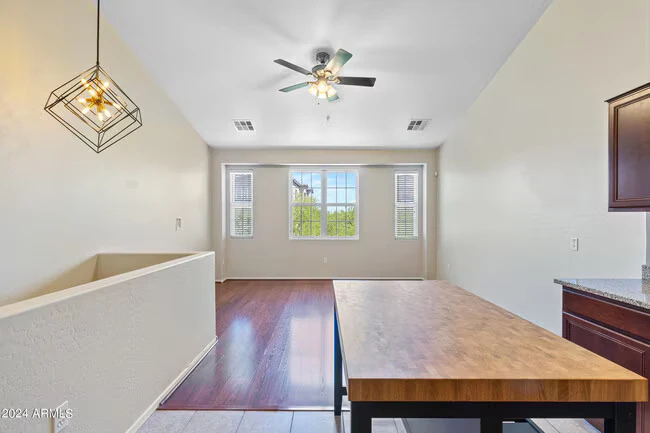 2256 E Huntington Dr Phoenix, AZ 85040 photo 5