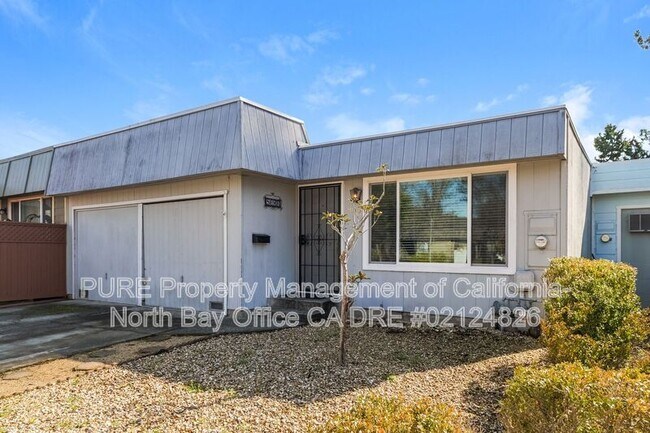 5096 Parkhurst Dr Santa Rosa, CA 95409 photo 2