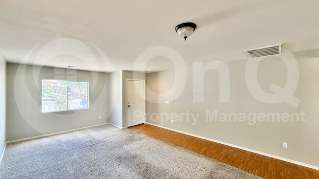10464 N 116th Ln Youngtown, AZ 85363 photo 5