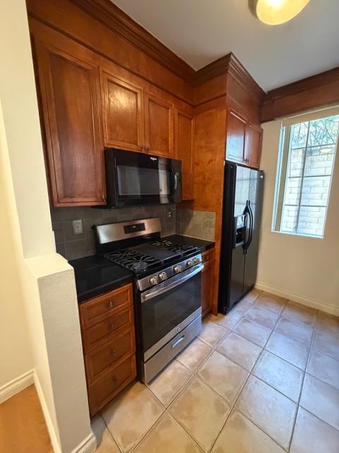 10921 Sabre Hill Dr San Diego, CA 92128 photo 2