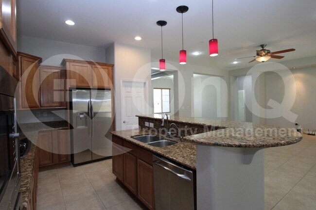 29218 N 19th Ln Phoenix, AZ 85085 photo 4