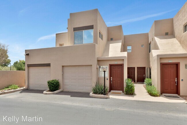 11260 N 92nd St Scottsdale, AZ 85260 photo 2