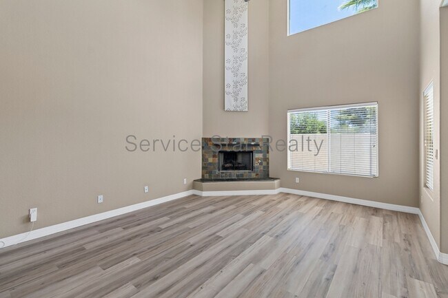 4301 N 21st St Phoenix, AZ 85016 photo 2