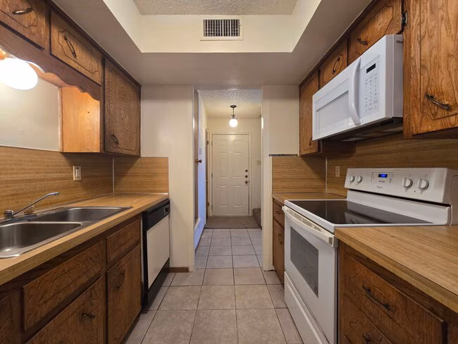2304 Wales Cir Killeen, TX 76549 photo 4
