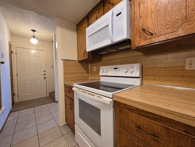 2304 Wales Cir Killeen, TX 76549 photo 5