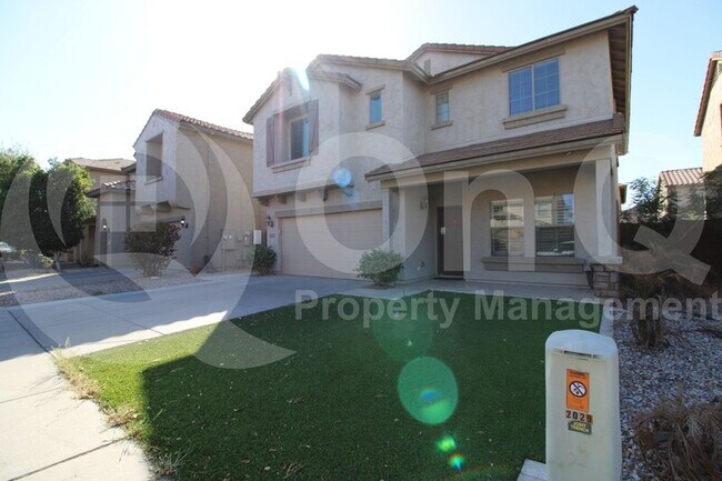 2025 W Marconi Ave Phoenix, AZ 85023 photo 2