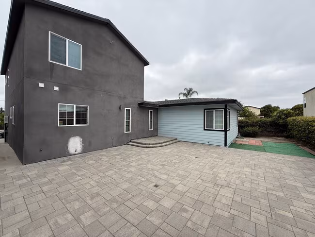 5317-5319 W Falls View Dr San Diego, CA 92115 photo 3
